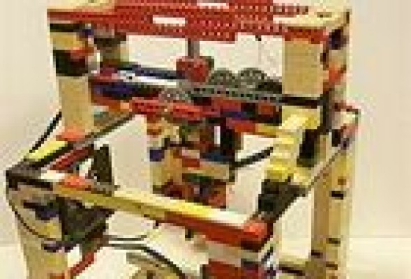 Una impresora 3D hecha con piezas de LEGO