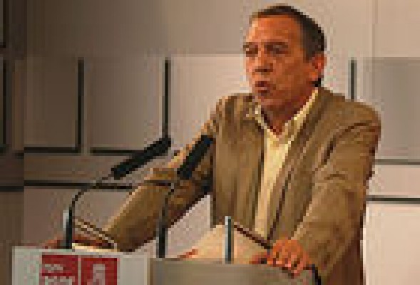 El PSPV pedirá en las Corts la congelación de las tasas universitarias con precios de 2011 y 2012