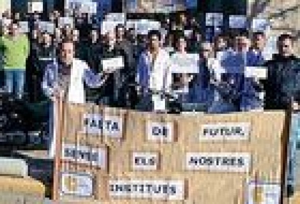 El PP rechaza en las Corts instar al Consell a aprobar un plan de pagos para los institutos tecnológicos