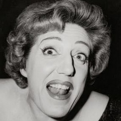 Mary Santpere 