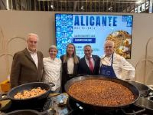 Relojes falsos y trajes con etiquetas cambiadas, las 'perlas' del juicio de Fitur