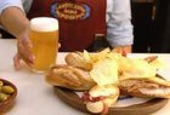 100 Montaditos busca locales en la costa valenciana