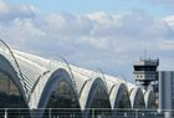El Aeropuerto Alicante-Elche bate su récord histórico de pasajeros en julio