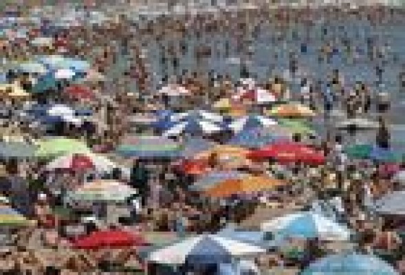 El sector turístico capea la crisis 