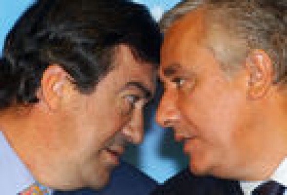 Cascos y Arenas admiten falta de control en las donaciones al PP
