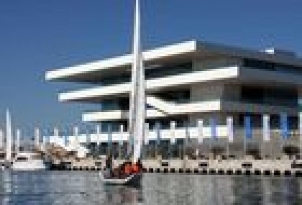 Iberdrola se adjudica el contrato de suministro de energía de la Marina Real Juan Carlos I