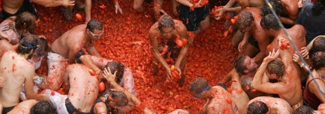 La Tomatina reduce a la mitad su aforo con la conversión de la fiesta a su modalidad de pago