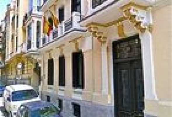 El Consell ahuyenta a los fondos buitres interesados por las antiguas consellerias