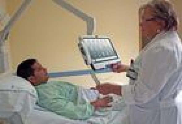 Internet, e-books y juegos para los futuros pacientes del Hospital General 