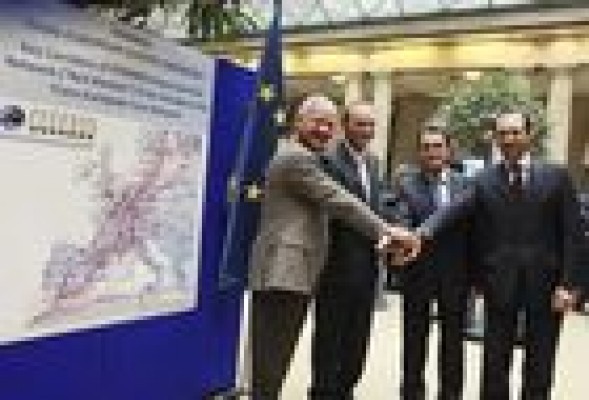 <em>El Corredor Mediterráneo se consolida como el nuevo Trasvase del Ebro</em>