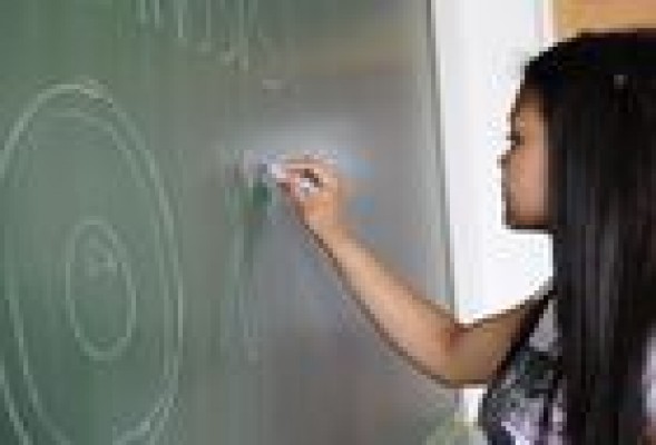 Más de 430.000 alumnos comienzan el curso del plurilingüismo, las 'tablets' y las protestas 