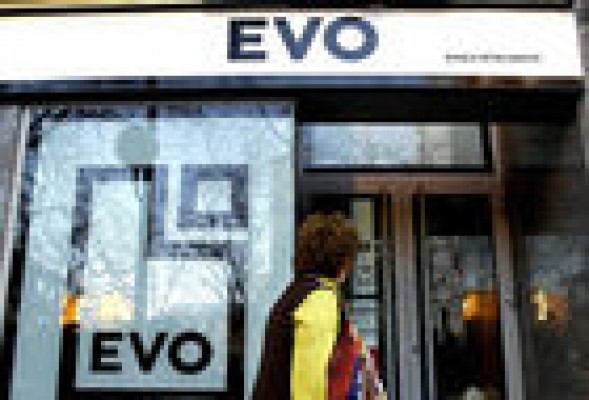 El FROB vende EVO Banco al fondo Apollo por 60 millones de euros