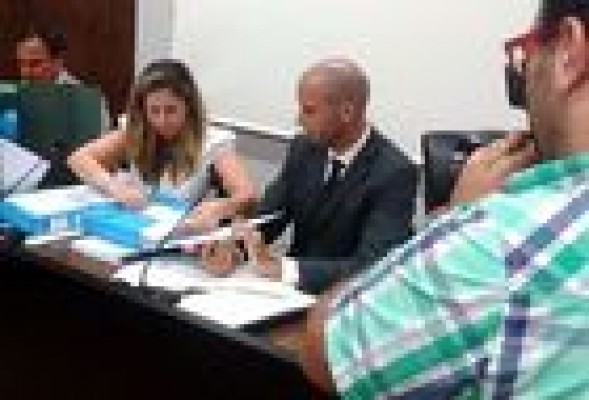 RTVV analiza la oferta de contenidos de los aspirantes a su privatización