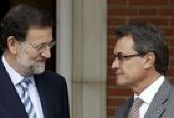Rajoy exige a Mas 