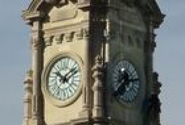 ¿España con la hora de Reino Unido? El Congreso estudia retrasar la hora al huso de Greenwich