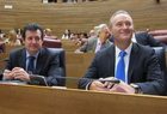 Fabra anuncia seis bajadas de impuestos antes de 2015