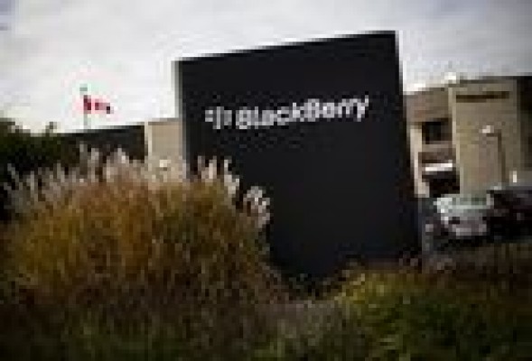 BlackBerry anuncia 4.500 despidos, un 40% de su plantilla
