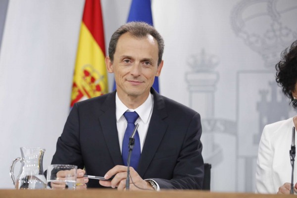 Pedro Duque presenta un informe sobre su sociedad que concluye que pagó más impuestos