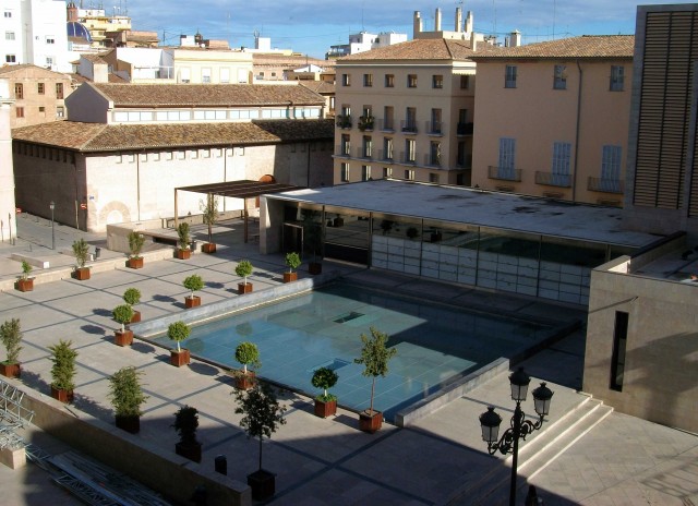 La plaza de la Almoina vuelve a ser de los valencianos y otros acuerdos con el Arzobispado