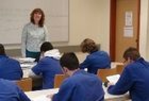 Ford España deja de impartir su grado universitario en Ingeniería Mecánica y se desvincula de la UPV 
