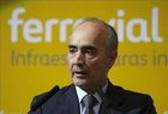 La familia Del Pino sigue soltando lastre de la tecnológica Indra