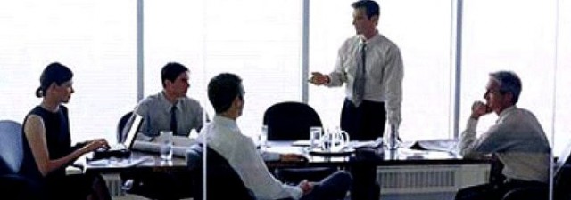 Abogados en busca de clientes: cómo hacer un buen 'pase de modelos'