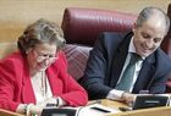 El juez da tres días a las acusaciones para que digan si Camps y Barberá deben ser citados como testigos