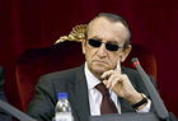 Fabra asegura haber funcionado con préstamos y dinero de la 
