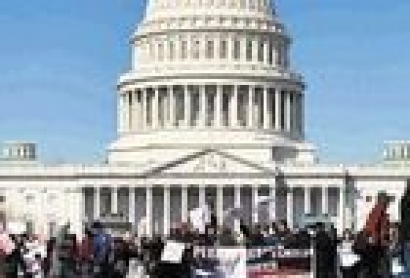 La Policía cierra el Capitolio por un tiroteo en sus inmediaciones