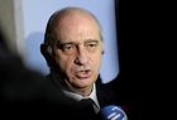 El Ministro del Interior cree que se debió incluir un informe sobre riesgos sísmicos