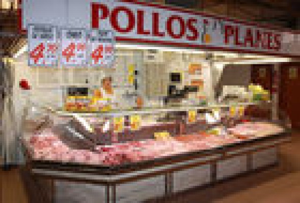La empresa valenciana Pollos Planes entra en Cataluña y abre tiendas en Badalona y Barcelona