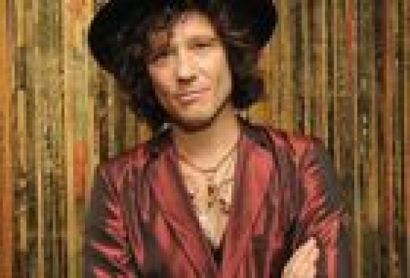 Bunbury pasará por Valencia con la gira de su disco 'Palosanto'