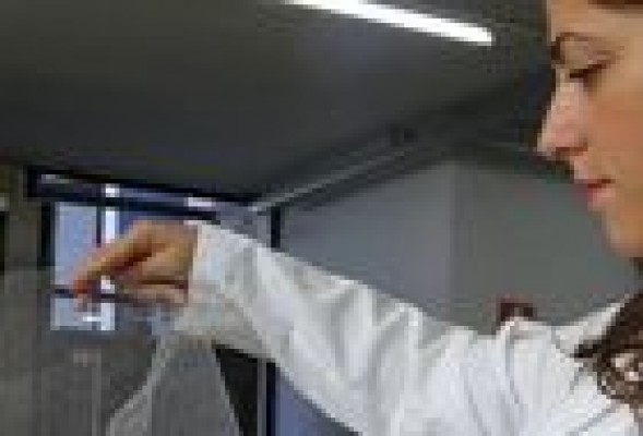 Aimplas desarrolla una malla biodegradable para envasar alimentos que se puede tirar en la basura orgánica