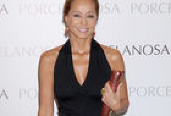 Isabel Preysler, entre los cientos de invitados a la boda de María Colonques