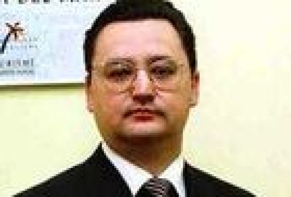 Tauroni niega ser amigo de Blasco