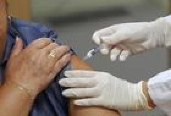 Sanidad comienza a repartir 800.000 dosis de vacuna antigripal 
