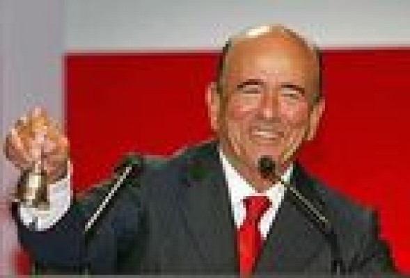 Banco Santander aumenta su beneficio un 77% pero cede el trono bursátil a Inditex