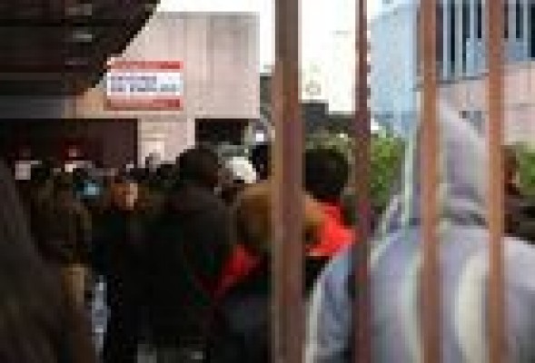 Los parados bajan un 3,1% en la Comunitat Valenciana, hasta los 701.300 desempleados