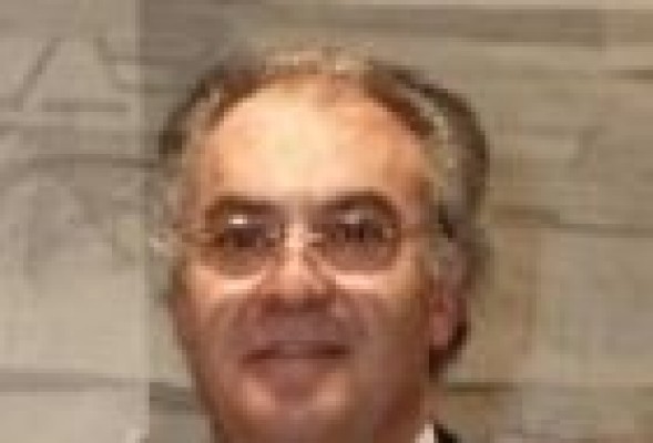 El Ayuntamiento incumple la ley al contratar al arquitecto de la Marina Real