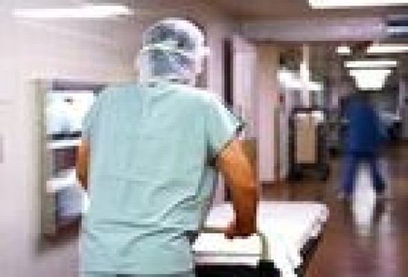 Casi 35.000 personas se examinarán para optar a 200 plazas de celador en centros sanitarios de la Comunitat