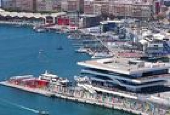 El servicio ferroviario de automóviles Zaragoza-Puerto de Valencia se pone en marcha 