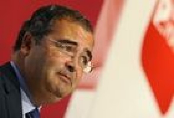 Ángel Ron incumple (de momento) su palabra: Popular reduce el crédito