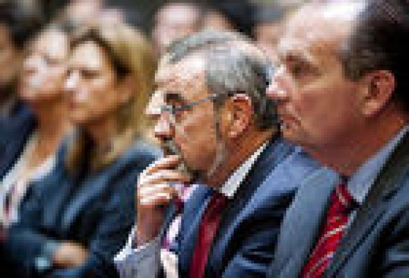 El banquillo del líderazgo patronal acumula reservas