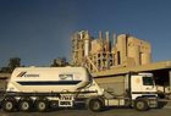Radiografía de la construcción: Empleo e inversión regresan al año 1980 y el consumo de cemento a 1967