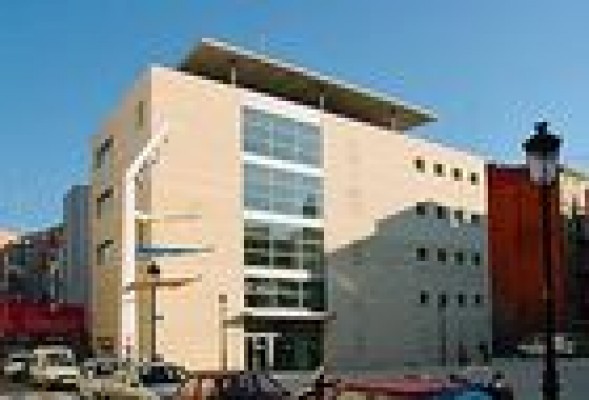 Nueva biblioteca de teatro y música