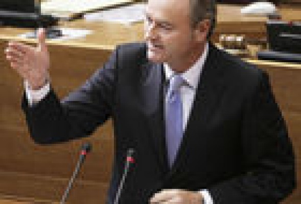 Alberto Fabra anuncia que será el candidato del PP a la presidencia de la Generalitat