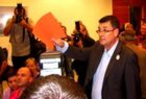 Morera planta a Fabra: 