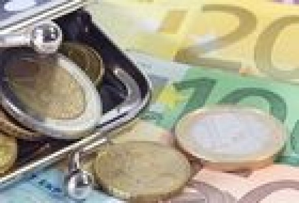 Los ahorradores sufrirán en sus bolsillos la bajada de tipos del BCE