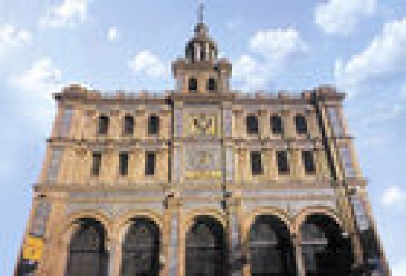 Reyal Urbis vende el 'ABC Serrano' y la sede de Unedisa por 96,6 millones