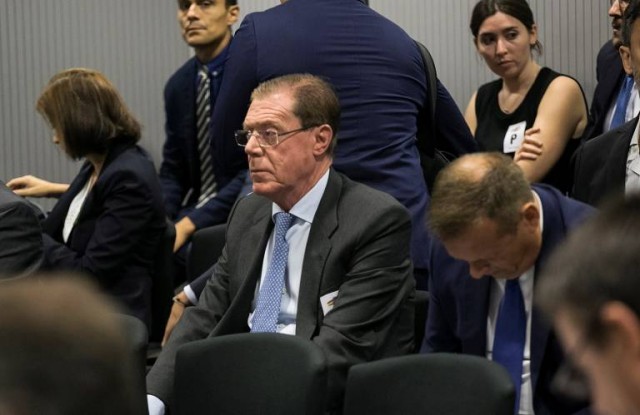 El exconsejero de Banco Valencia firmaba contratos sin consultar, según un testigo